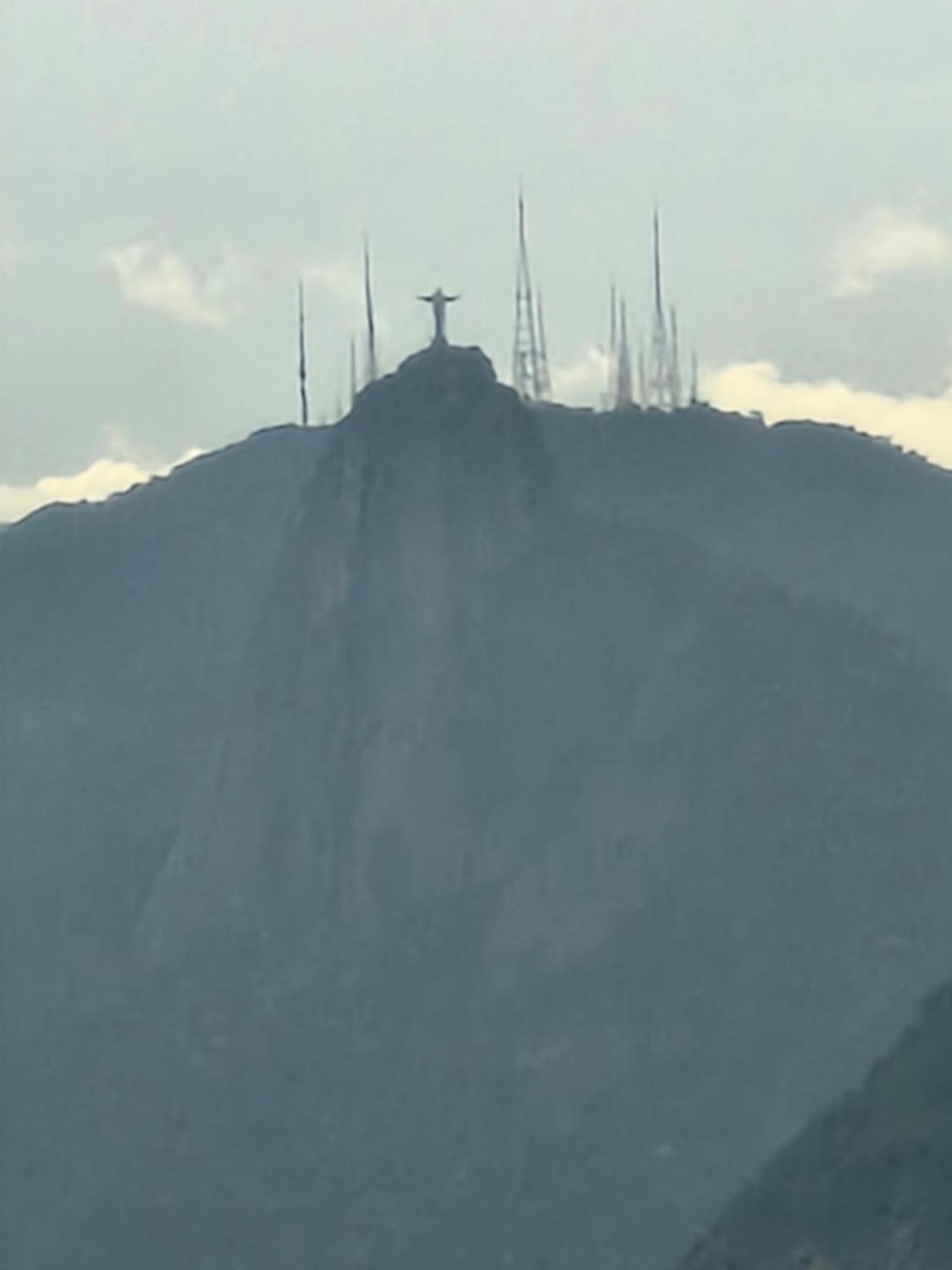 Suite Em Casa Familiar Da Mirian Niterói Exteriör bild